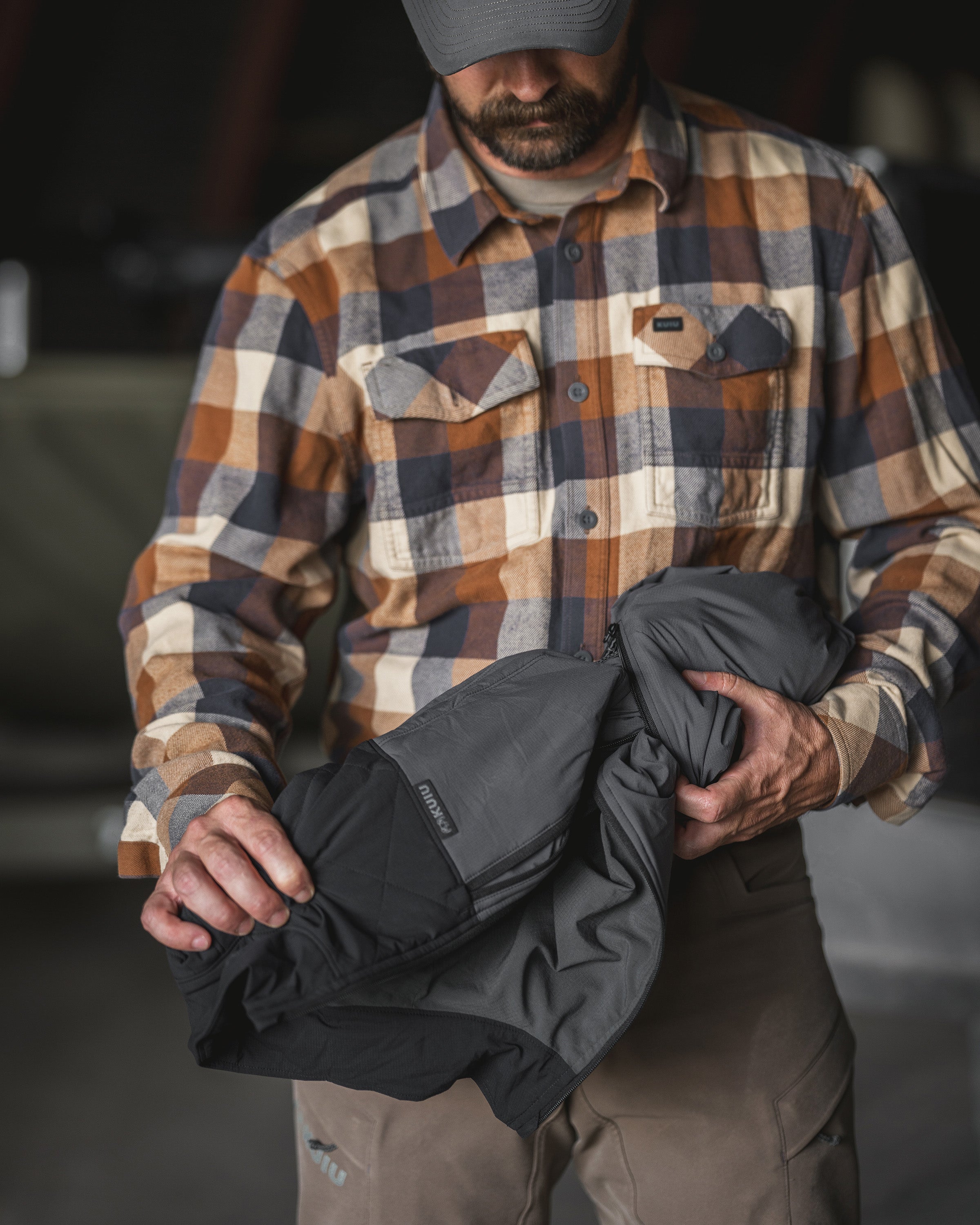 Transit Packable Vest | Black/Gunmetal - Image 5