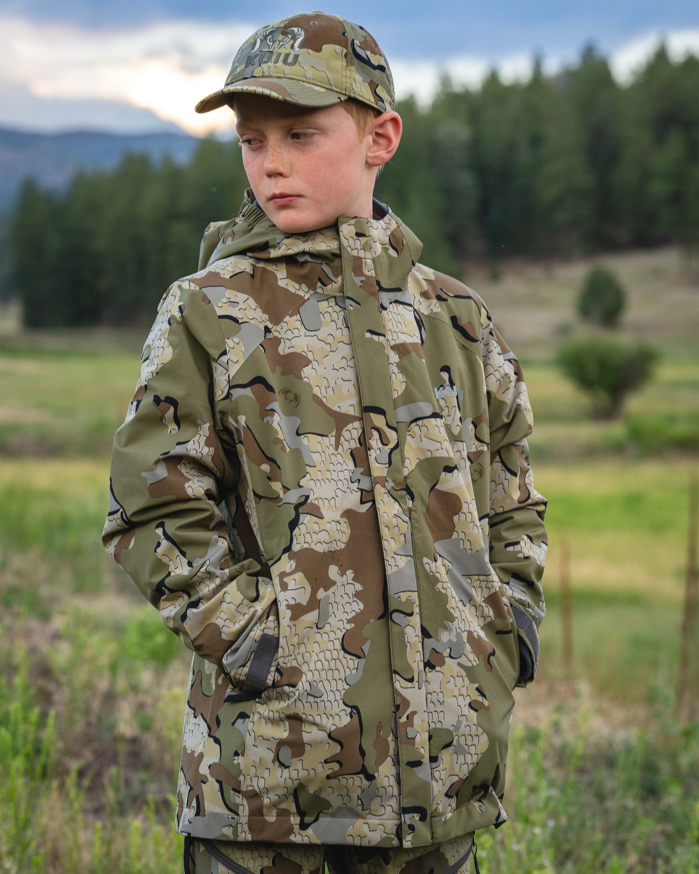 Youth Versa Rain Jacket | Verde - Image 4