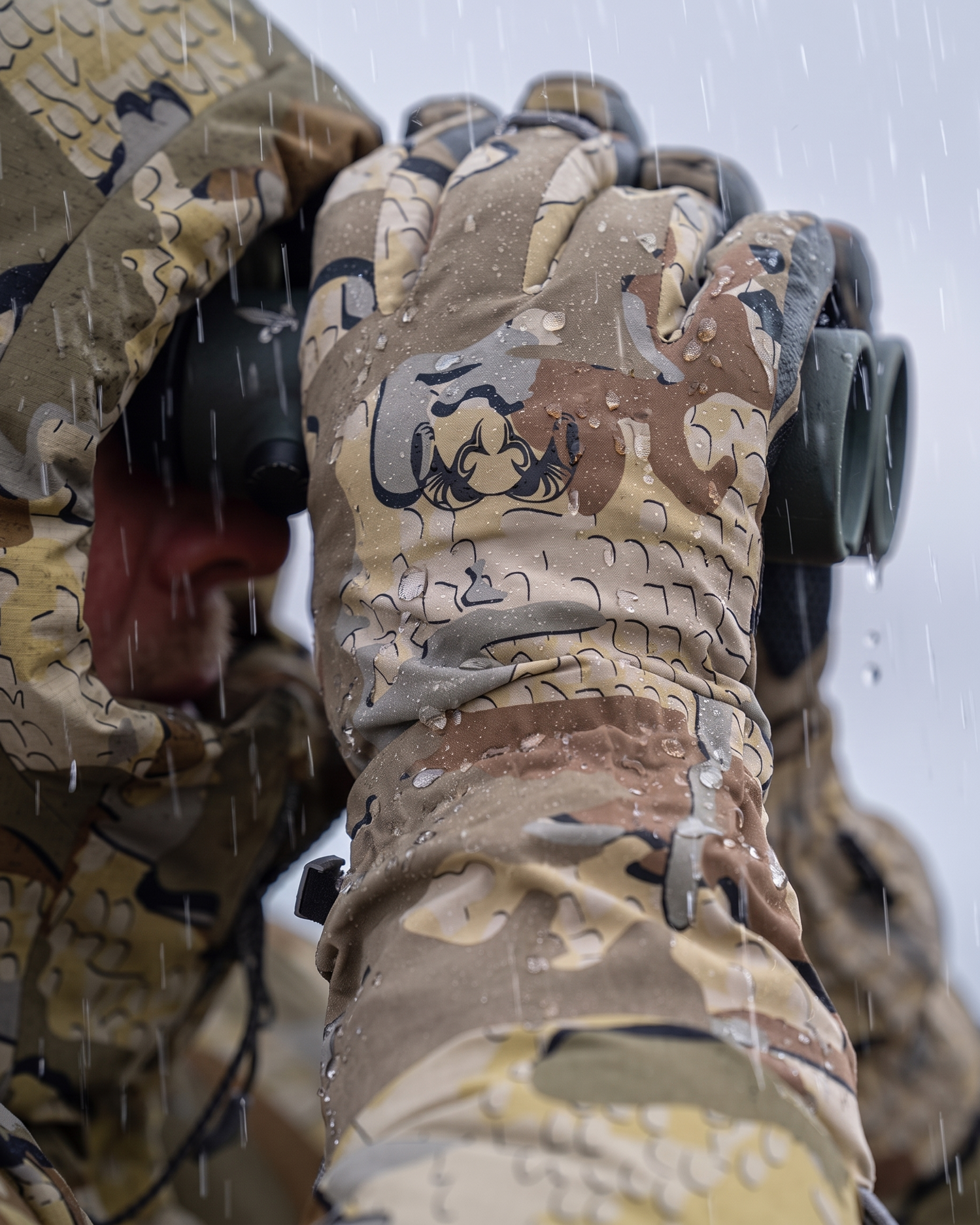 Yukon Hardshell Glove | Vias - Image 5