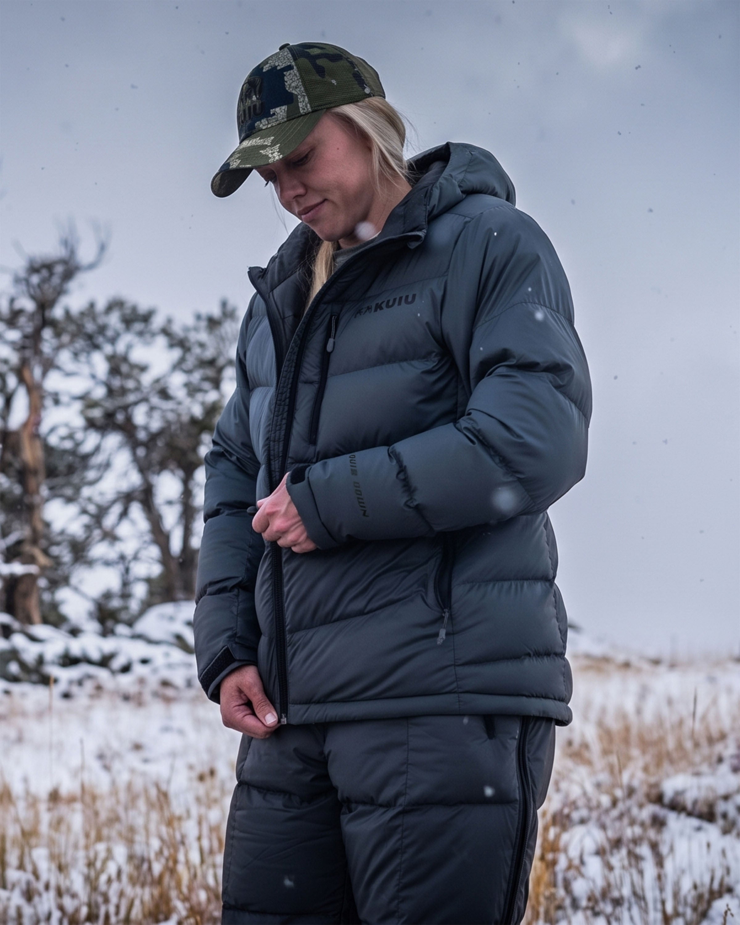 Women's Super Down PRO Hooded Jacket | Verde - Image 5
